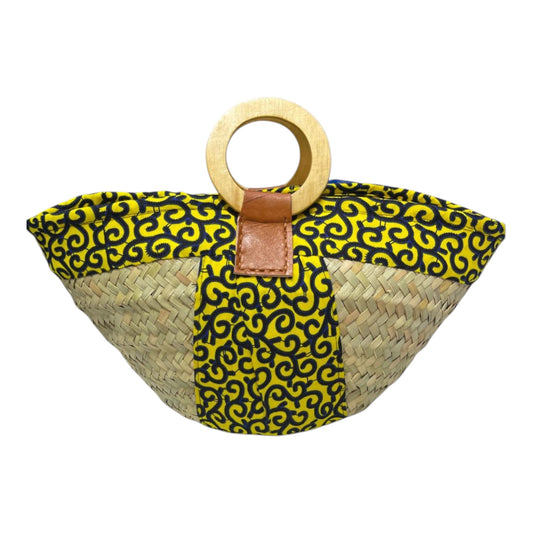 Mwini: Makuti with wooden handles and Kitenge lining